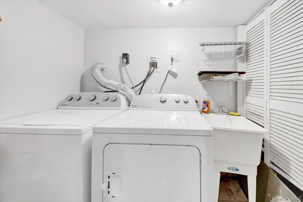 2849 E 195th Street Bronx NY 10461