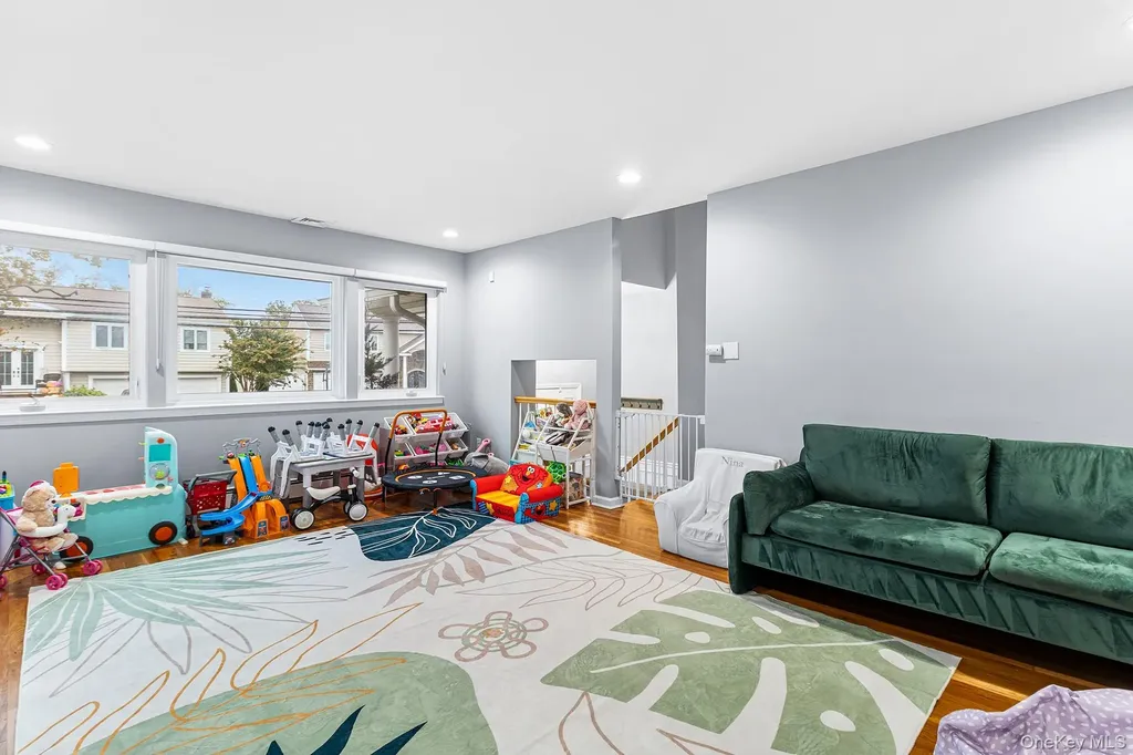 3034 Bond Drive Merrick NY 11566