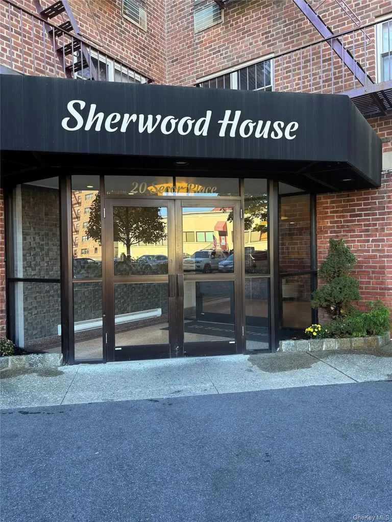 20 Secor Yonkers NY 10704