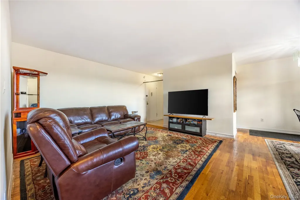 20 Secor Yonkers NY 10704