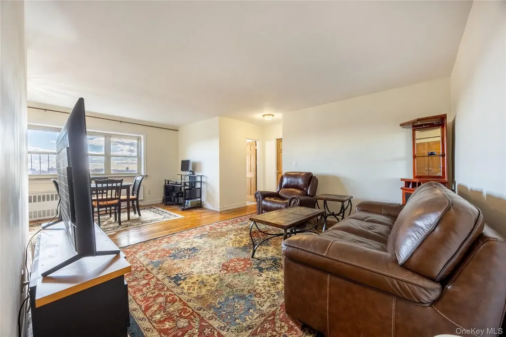 20 Secor Yonkers NY 10704