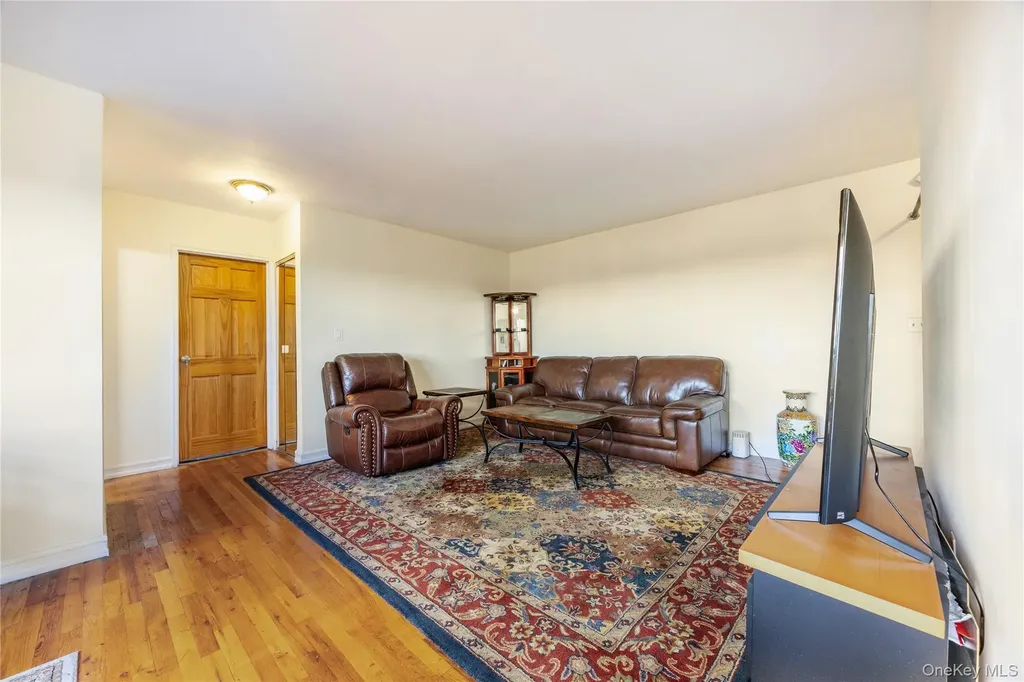 20 Secor Yonkers NY 10704
