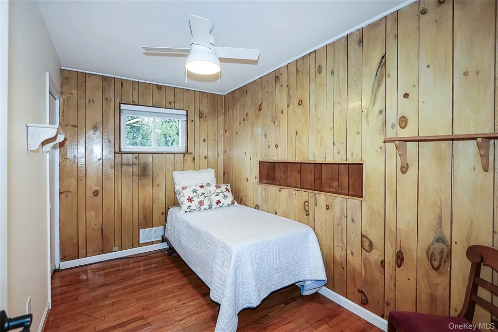 6 Gerhard Road Plainview NY 11803