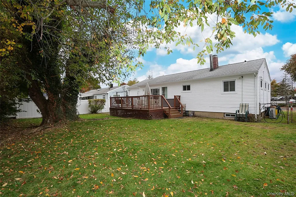 6 Gerhard Road Plainview NY 11803