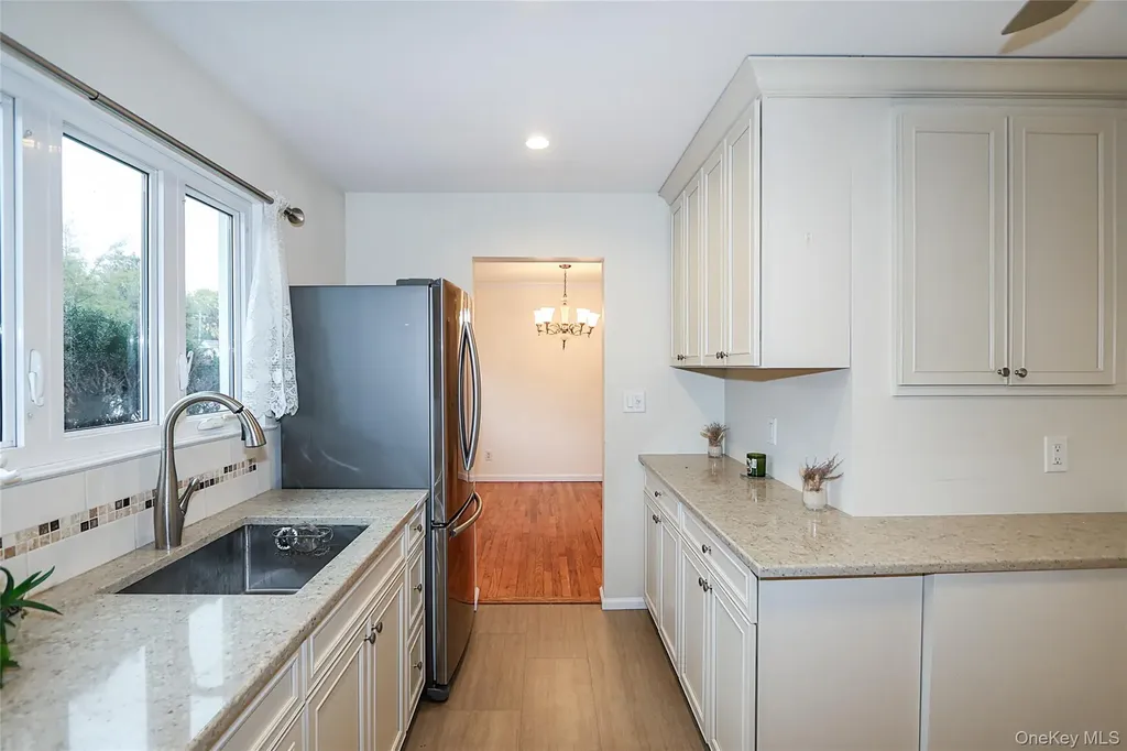 6 Gerhard Road Plainview NY 11803