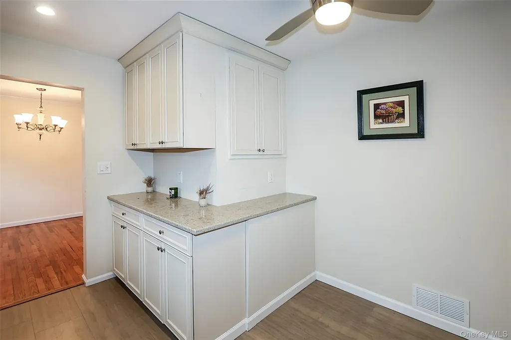 6 Gerhard Road Plainview NY 11803