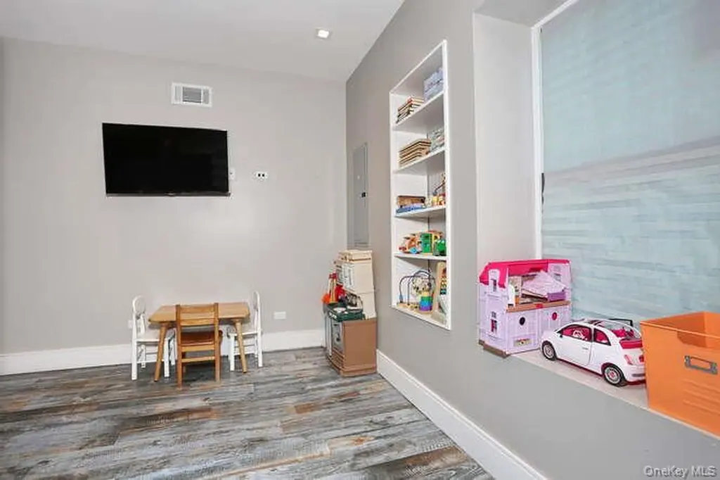 247 Cherry Lane Suffern NY 10901