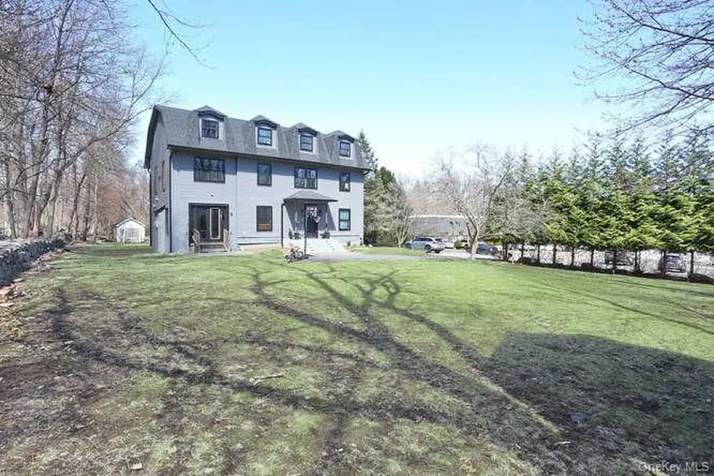 247 Cherry Lane Suffern NY 10901