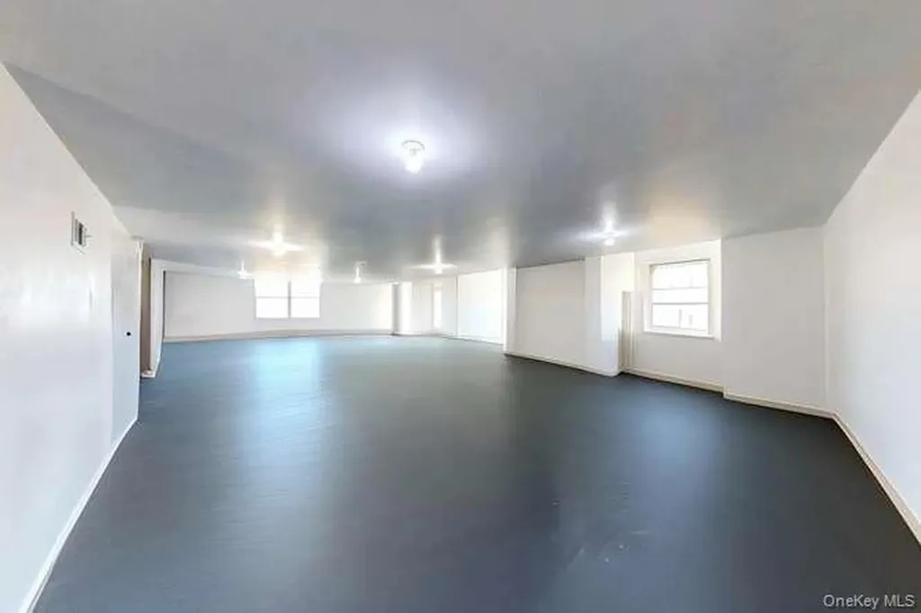 247 Cherry Lane Suffern NY 10901