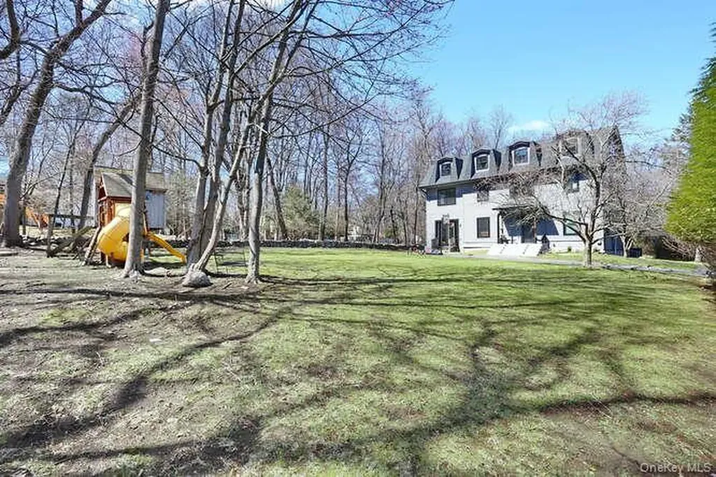247 Cherry Lane Suffern NY 10901