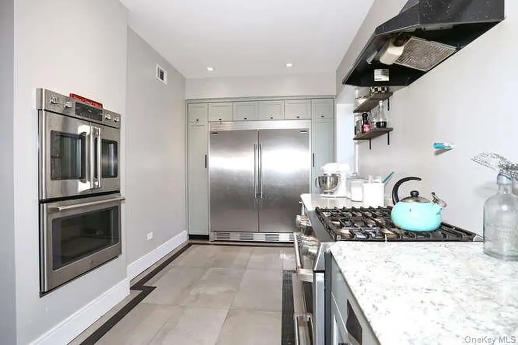 247 Cherry Lane Suffern NY 10901