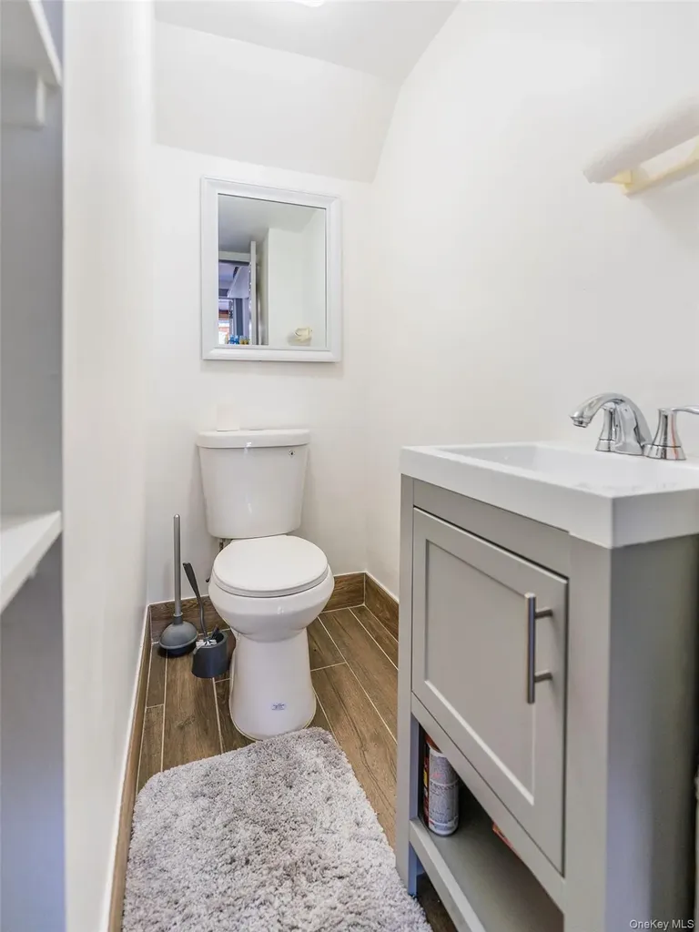 370 Crescent Street Brooklyn NY 11208
