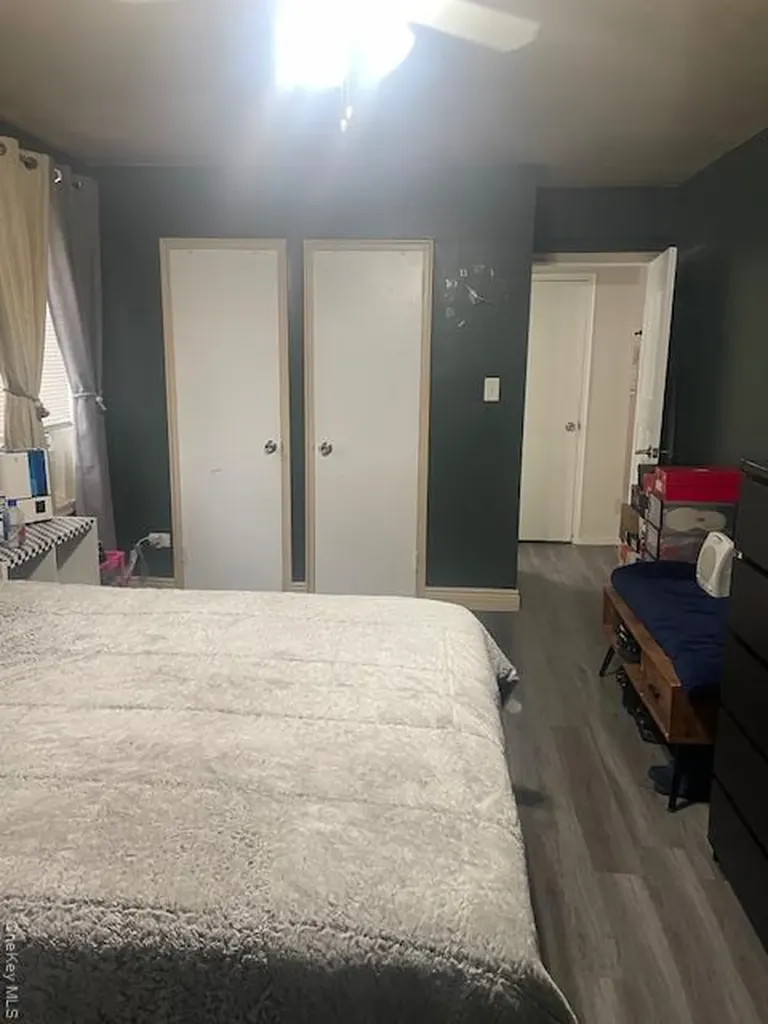 2165 Matthews Avenue Bronx NY 10462
