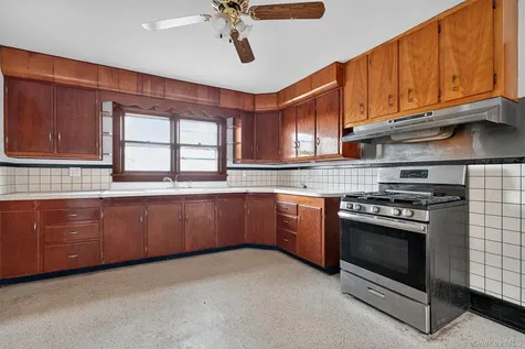 79-81 Clove Avenue Haverstraw NY 10927