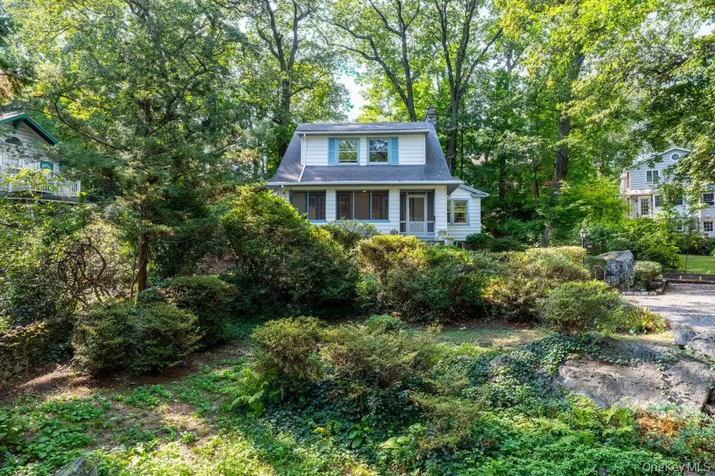 40 Pine Brook Drive Larchmont NY 10538