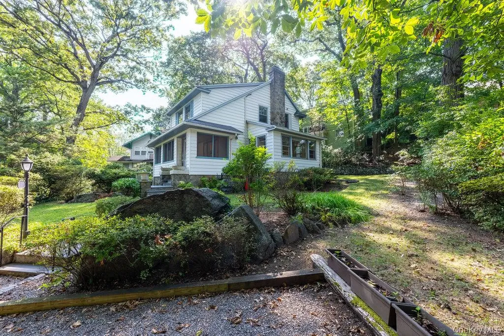 40 Pine Brook Drive Larchmont NY 10538