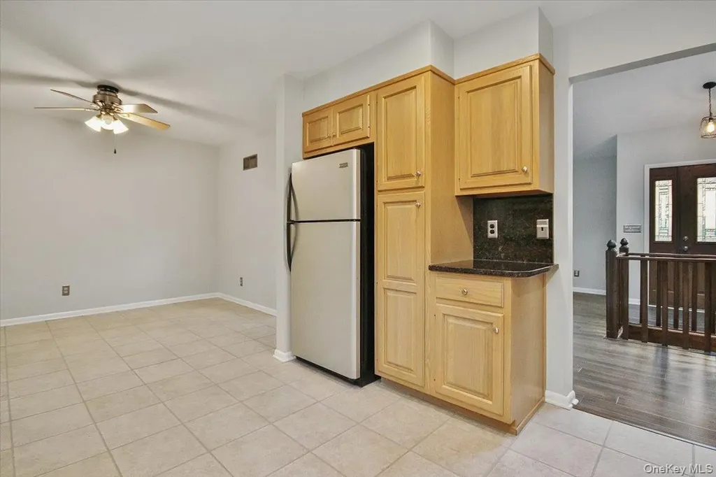 102 Old Post Road Marlboro NY 12542
