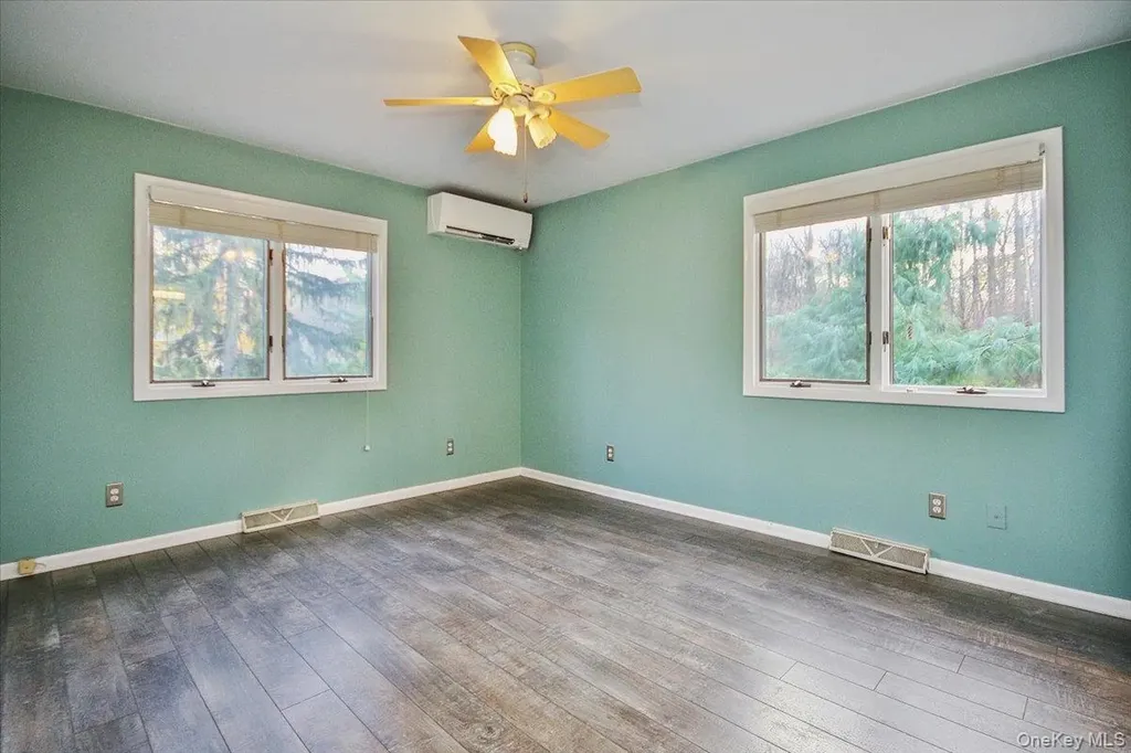 102 Old Post Road Marlboro NY 12542