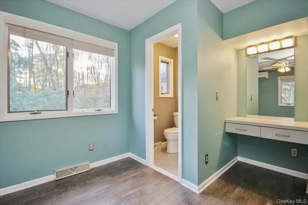 102 Old Post Road Marlboro NY 12542