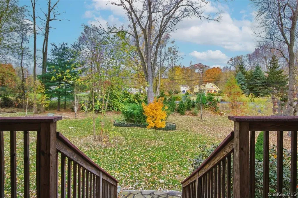102 Old Post Road Marlboro NY 12542