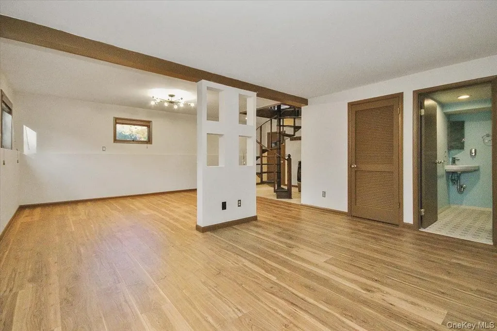 102 Old Post Road Marlboro NY 12542