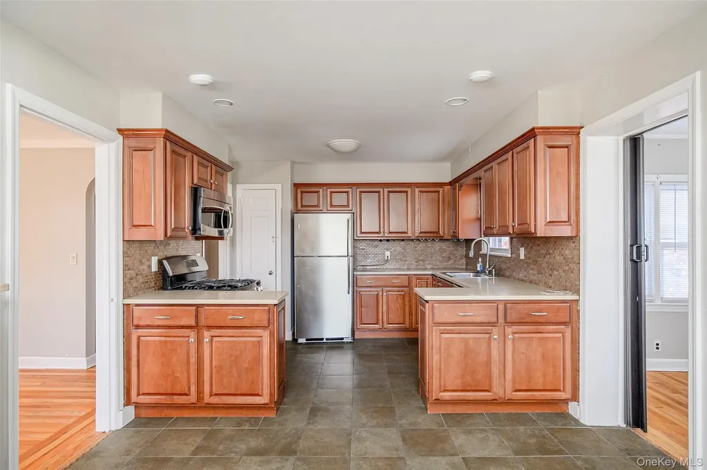 45 Emerson Street Yonkers NY 10704