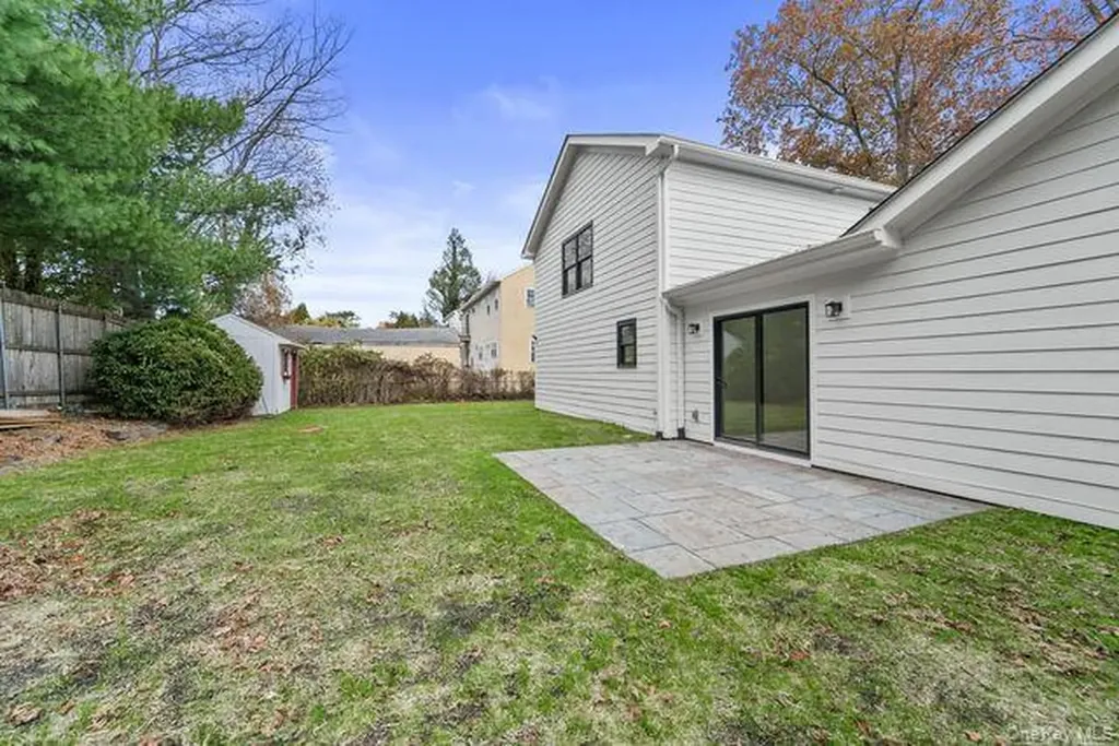 171 Windermere Drive Yonkers NY 10710