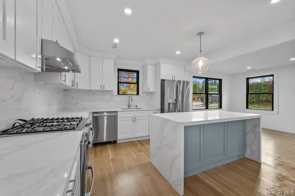 171 Windermere Drive Yonkers NY 10710
