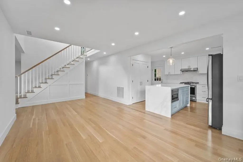 171 Windermere Drive Yonkers NY 10710