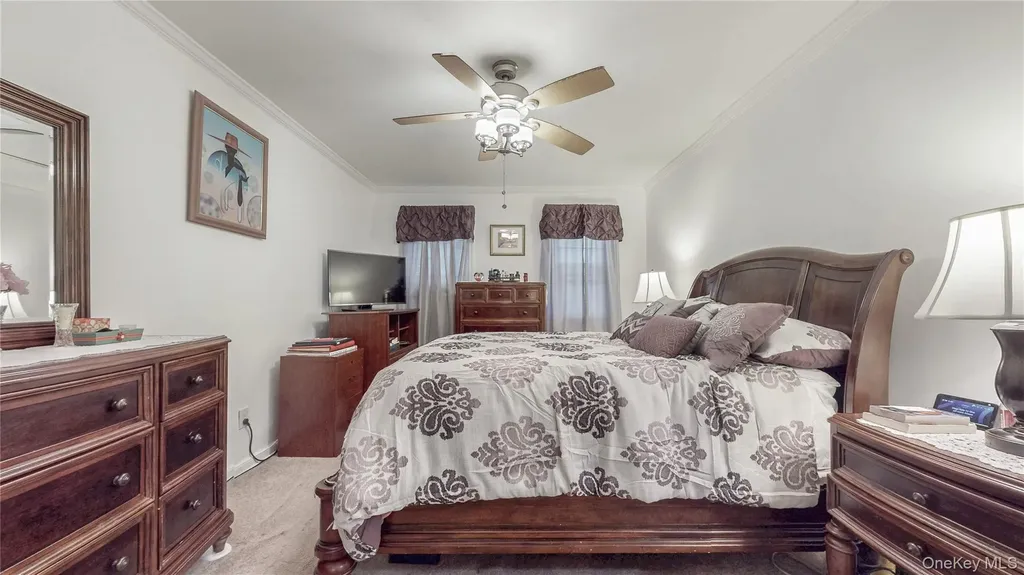 18908 114th Road Saint Albans NY 11412