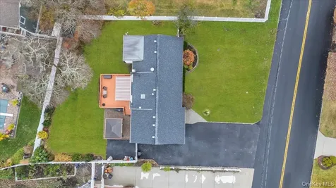 1321 Manor Lane Bay Shore NY 11706