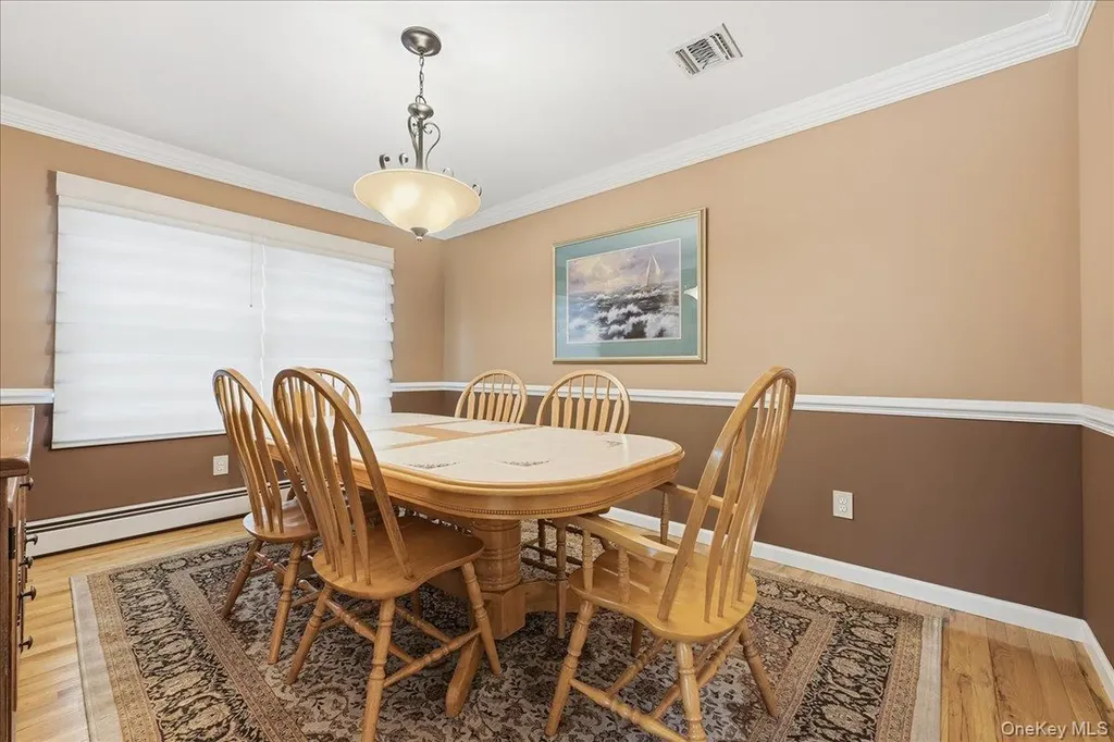 2202 Beech Street Wantagh NY 11793