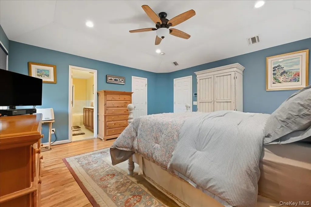 2202 Beech Street Wantagh NY 11793