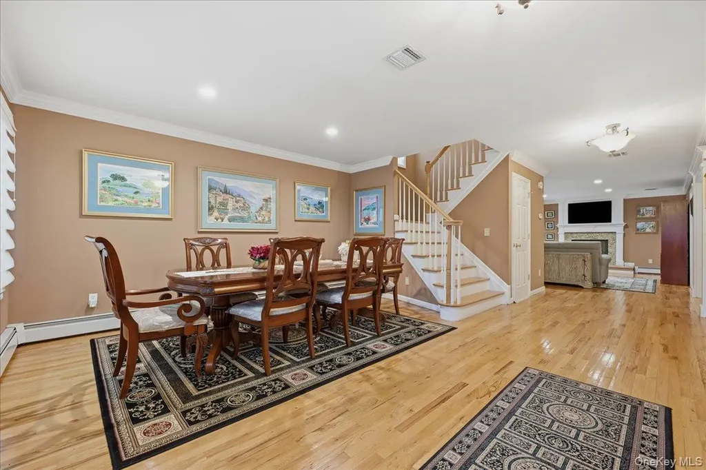 2202 Beech Street Wantagh NY 11793