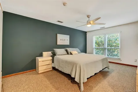 94 Hampton Vista Drive Manorville NY 11949