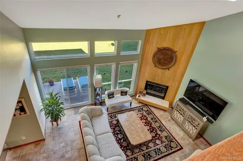 94 Hampton Vista Drive Manorville NY 11949