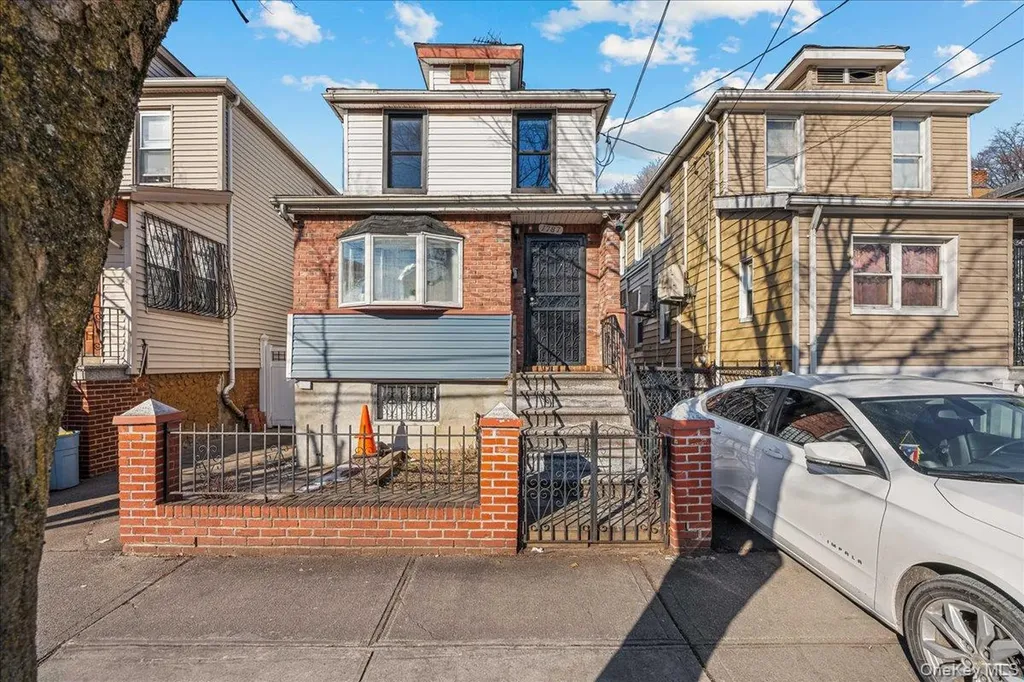 1787 Randall Avenue Bronx NY 10473