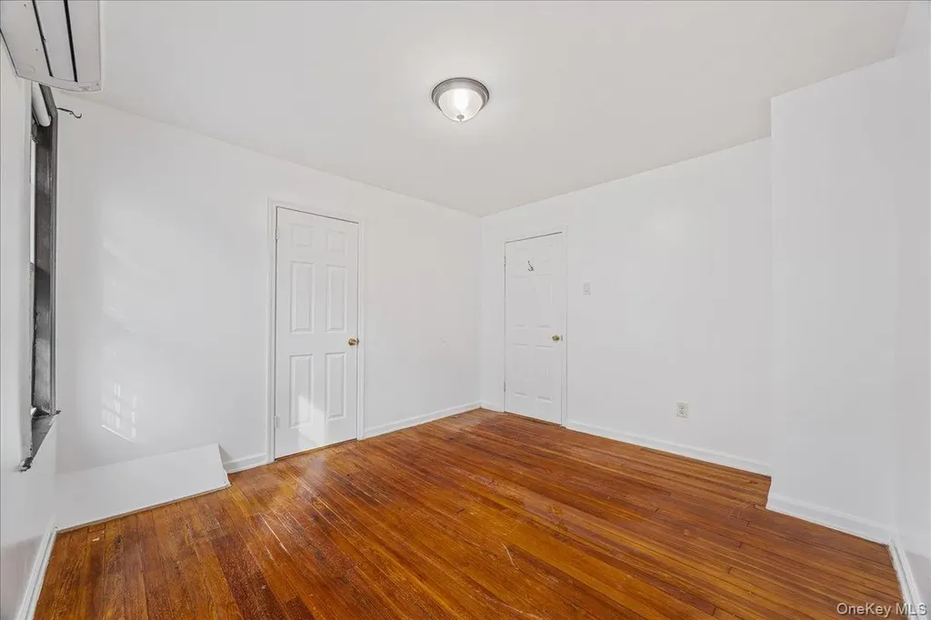 1787 Randall Avenue Bronx NY 10473