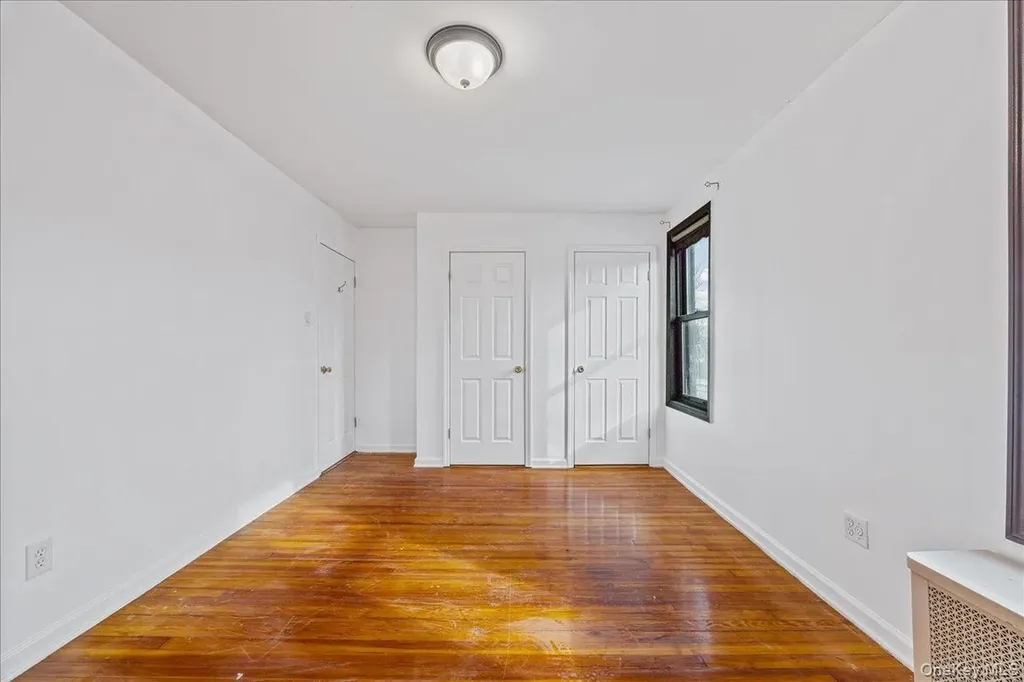 1787 Randall Avenue Bronx NY 10473