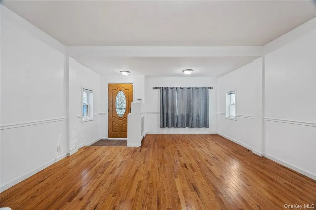 1787 Randall Avenue Bronx NY 10473