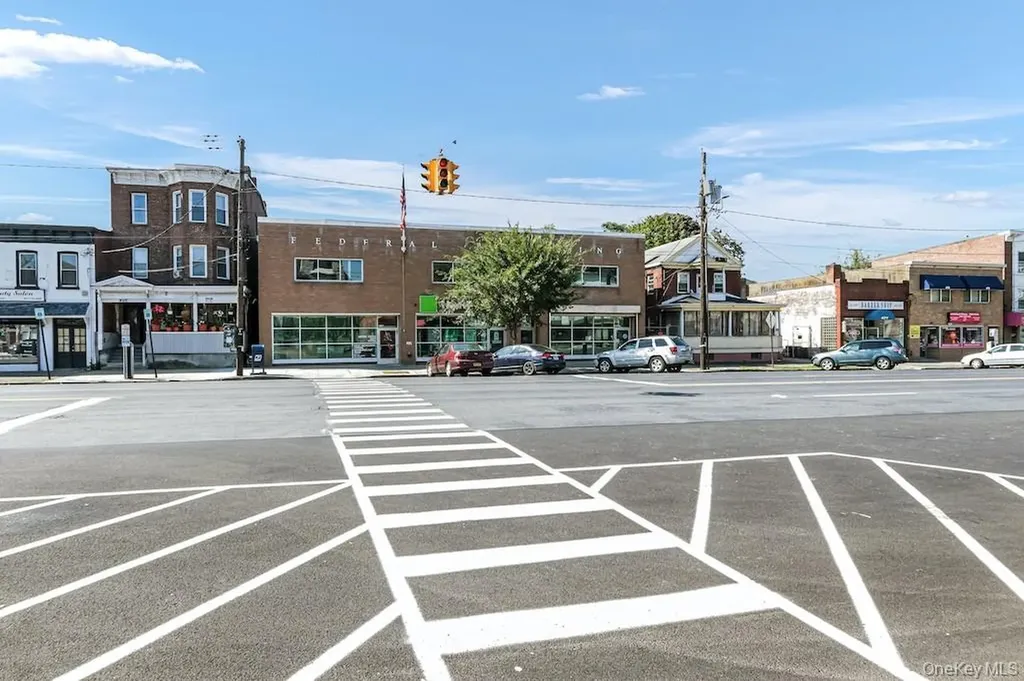 471 Broadway Newburgh NY 12550