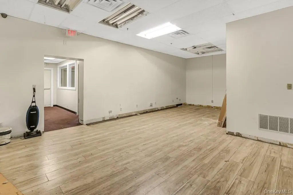 471 Broadway Newburgh NY 12550