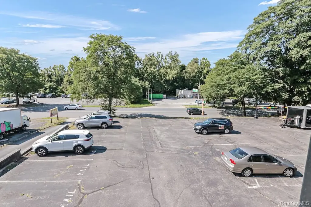471 Broadway Newburgh NY 12550