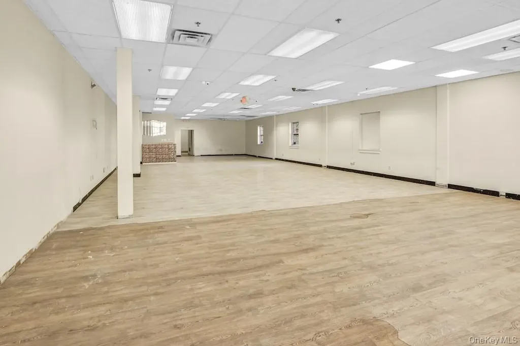 471 Broadway Newburgh NY 12550