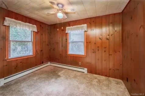 7 W Bay Shore Road Bay Shore NY 11706