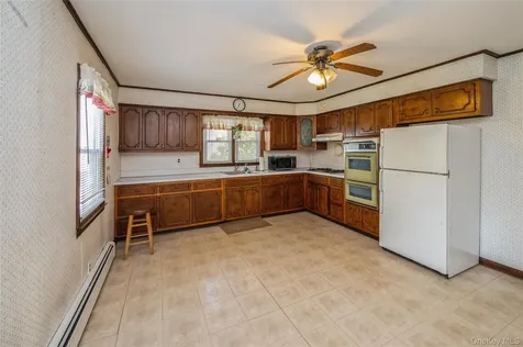 7 W Bay Shore Road Bay Shore NY 11706