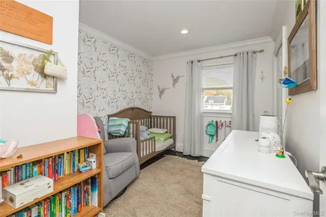 1692 Feureisen Avenue Bohemia NY 11716