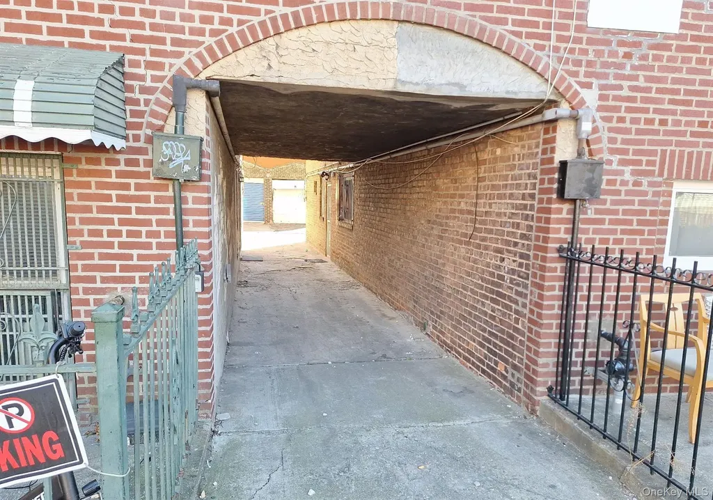 2012 Benedict Avenue Bronx NY 10462