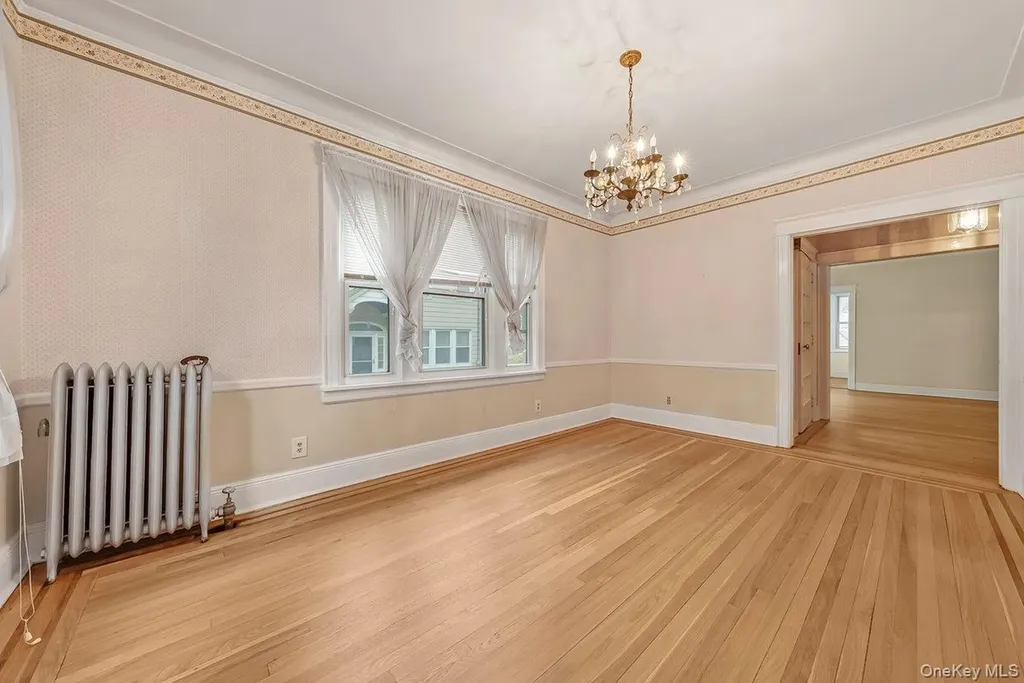 215 East 235th Street Bronx NY 10470