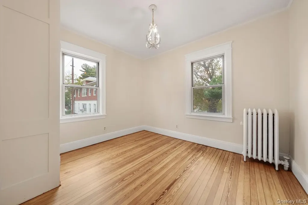 215 East 235th Street Bronx NY 10470